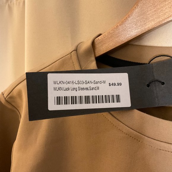 Tunic shirt with long sleeves and curved hem - Picture 3 of 4